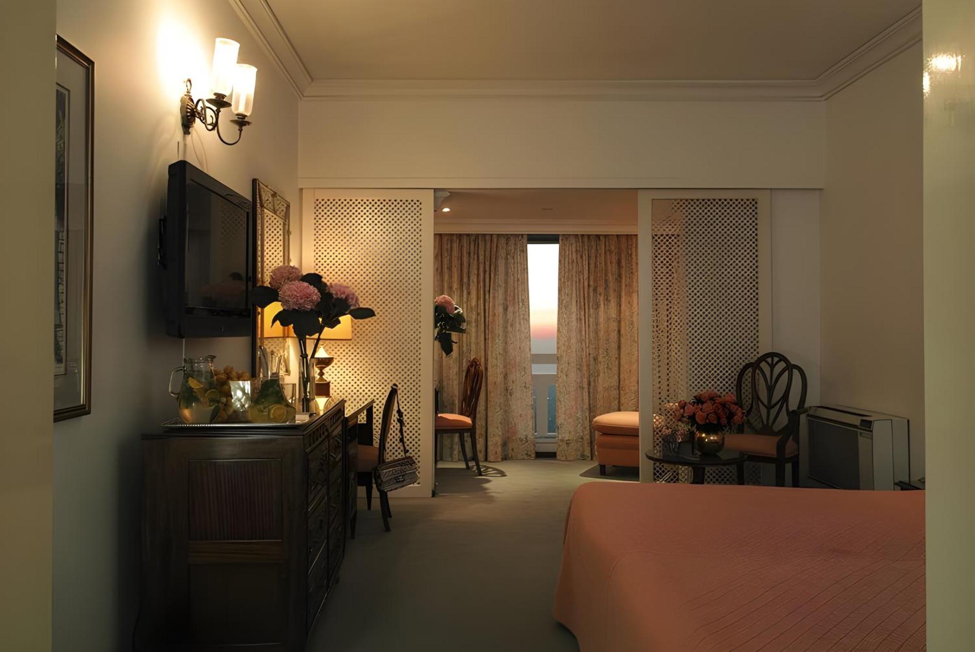 Hotel Al Bustan Beit Mery Εξωτερικό φωτογραφία