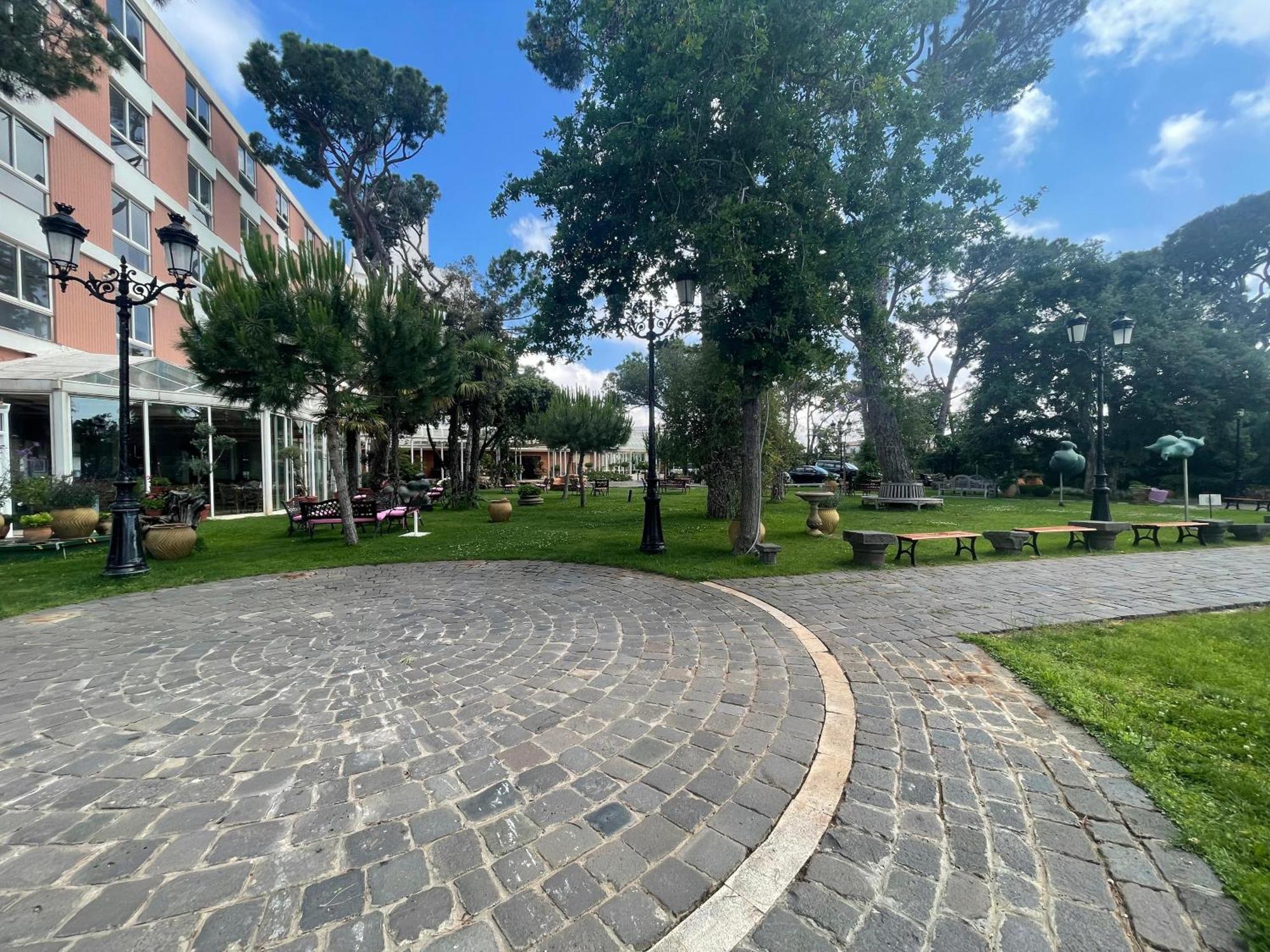 Hotel Al Bustan Beit Mery Εξωτερικό φωτογραφία