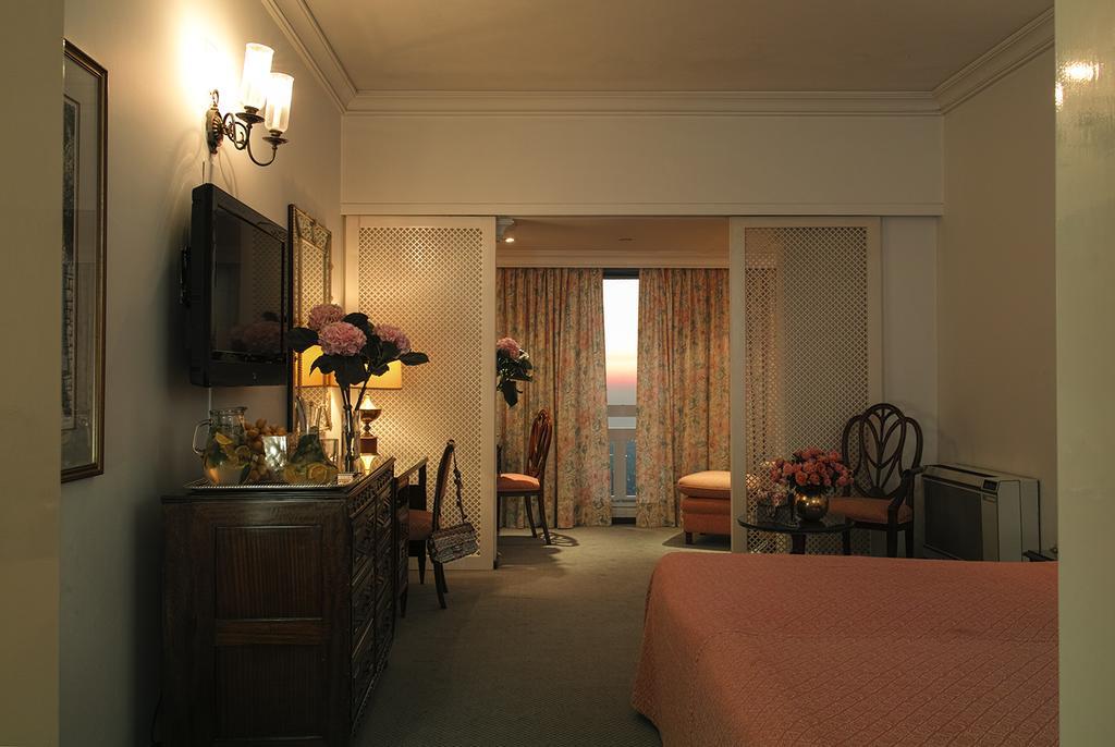 Hotel Al Bustan Beit Mery Εξωτερικό φωτογραφία